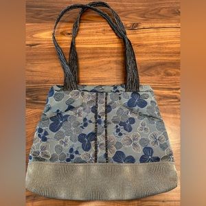 Maruca Cross-Body Bag, mid-sized